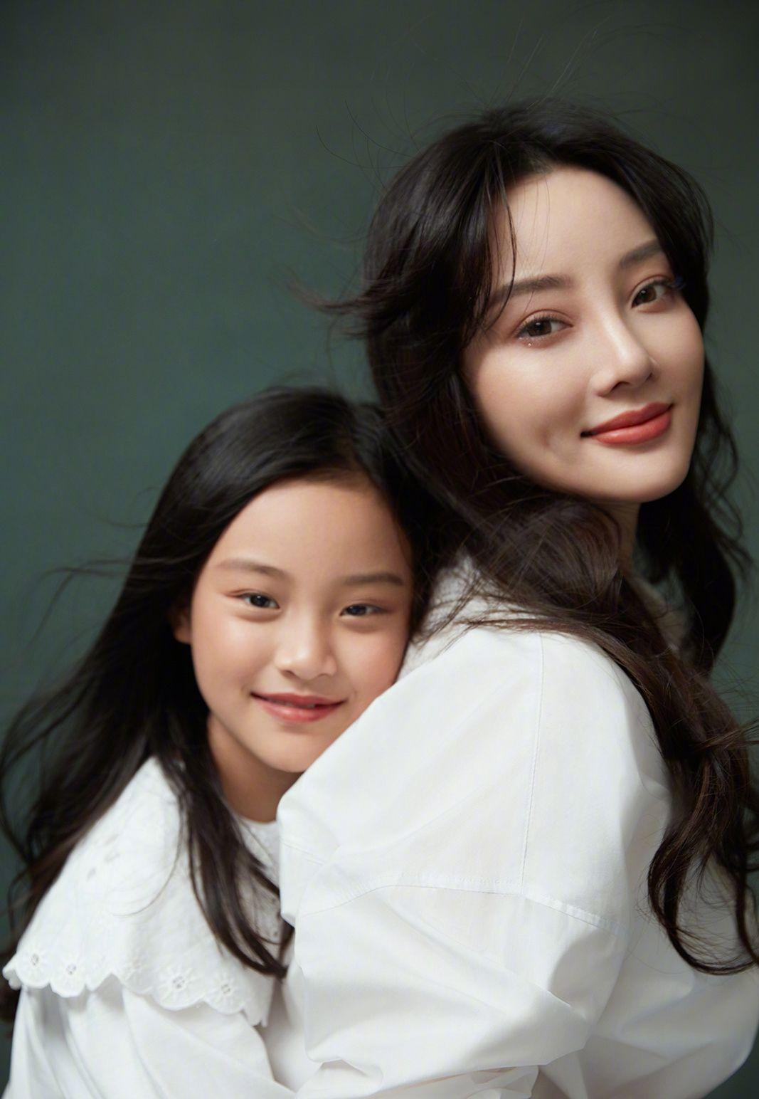 贾乃亮李小璐最新采访,贾乃亮与李小璐，星光下的真挚交流——最新采访深度报道，贾乃亮与李小璐最新深度采访，星光下的真挚交流