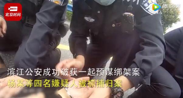 警察提前退休最新政策,警察提前退休最新政策，重塑职业生涯规划与未来展望，警察提前退休最新政策，重塑职业生涯与未来展望展望