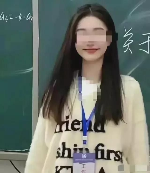 最新幼儿园教师,最新幼儿园教师，点燃孩子未来的希望之火，幼儿园新教师，点燃孩子未来的希望之光