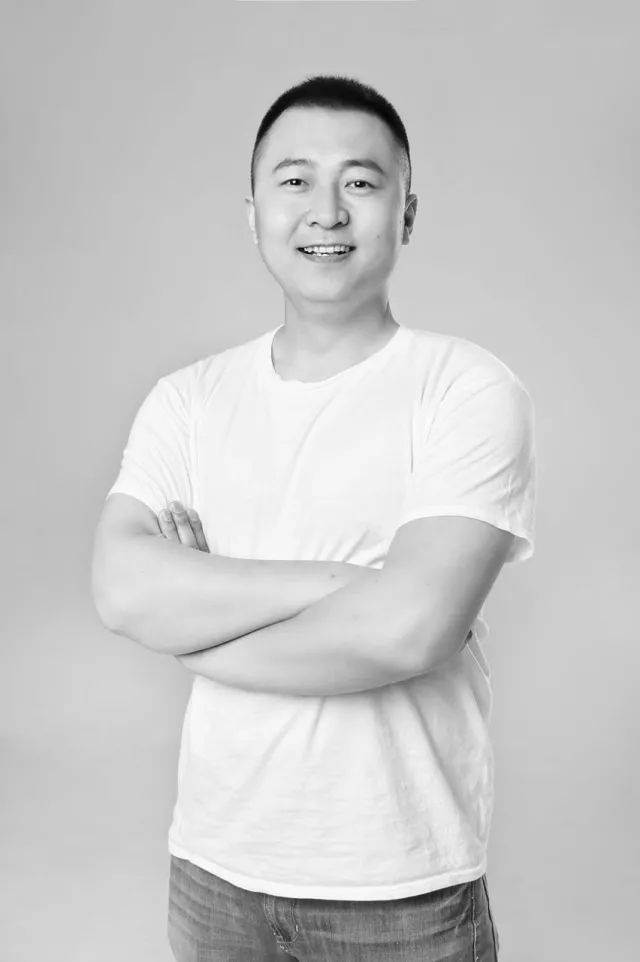 刘纯演员,刘纯演员，星光璀璨，梦想起航，刘纯演员，星光璀璨，启航梦想之旅