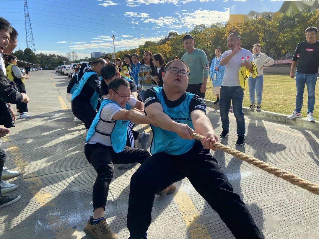 拔河比赛意义,拔河比赛的意义，团结与拼搏的交响曲，拔河比赛，团结与拼搏的交响曲，展现团队精神的荣耀之战