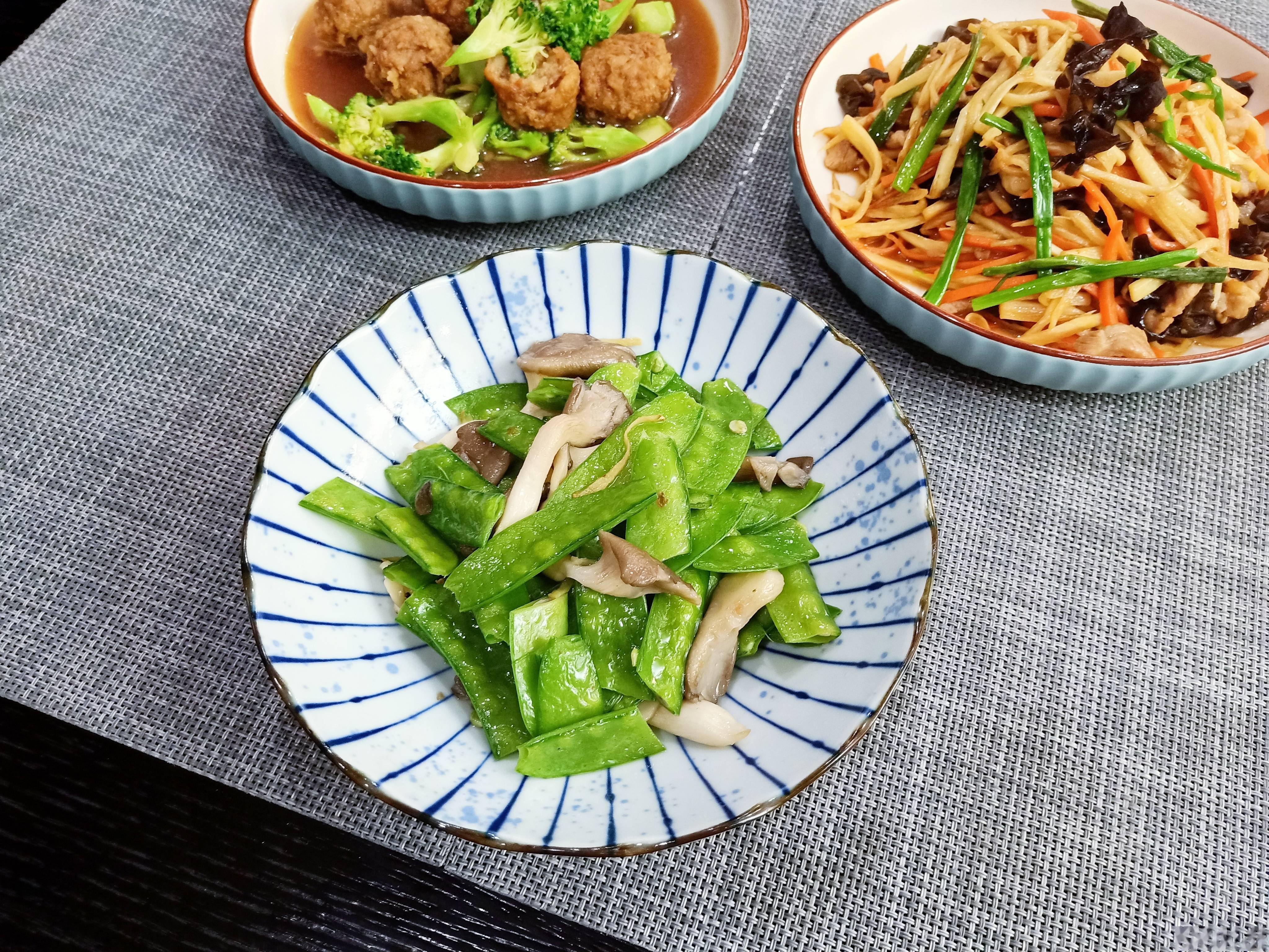 三道菜最新,三道菜最新创意，美食之旅的味蕾盛宴，最新创意三道菜，味蕾盛宴的美食之旅